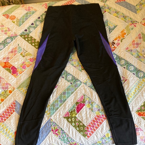 Victoria’s Secret Sport | VSX | Knockout | Athletic leggings with mesh - Picture 12 of 13